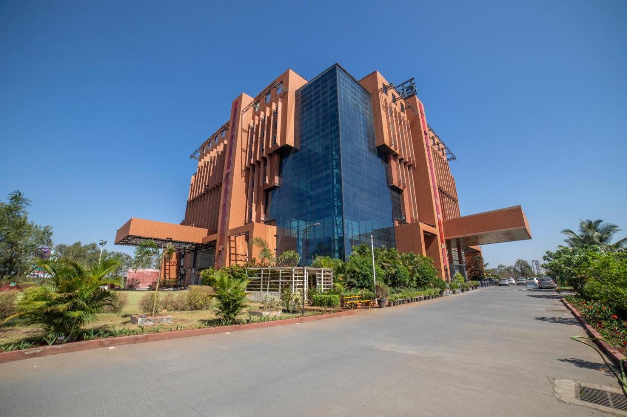 The Orchid Hotel Hinjewadi Πούνε Εξωτερικό φωτογραφία The Academic Block