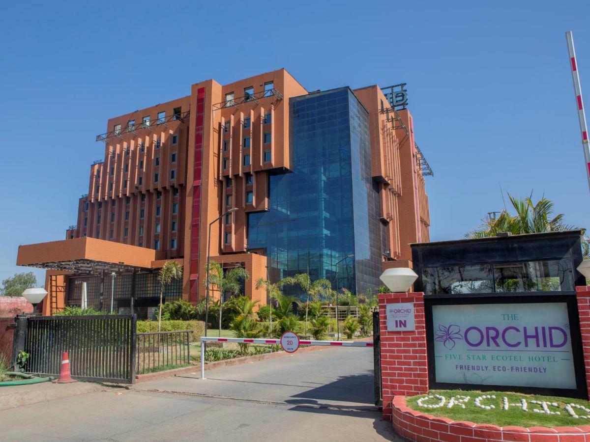 The Orchid Hotel Hinjewadi Πούνε Εξωτερικό φωτογραφία Orchid Hospital